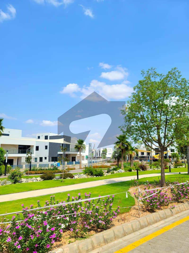 Luxury Villa Ready For Possession Available For Sale In Eighteen