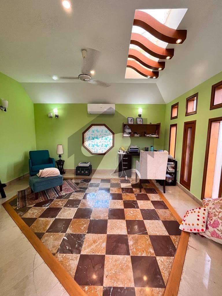 Artistic 1000 Square Yards House Near Hafiz 90/100 DHA Phase 6, DHA