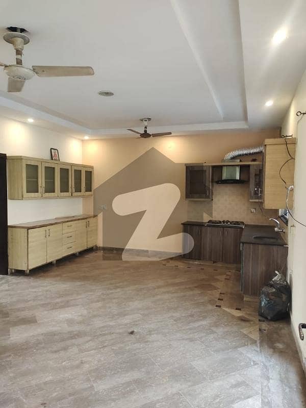 5 Marla Commercial Flat For Rent In Paragon City Paragon City, Lahore