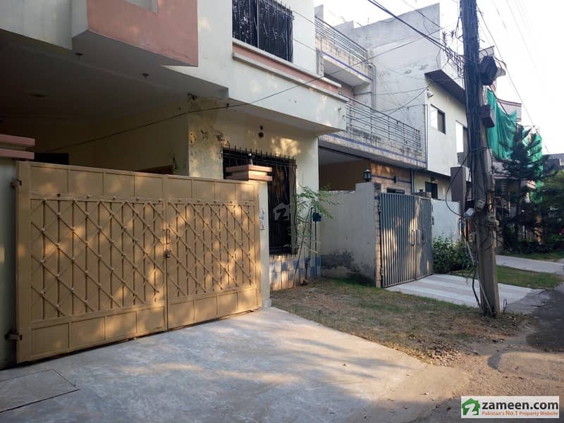 House Is Available For Sale Johar Town Phase 2 Block J3, Johar Town