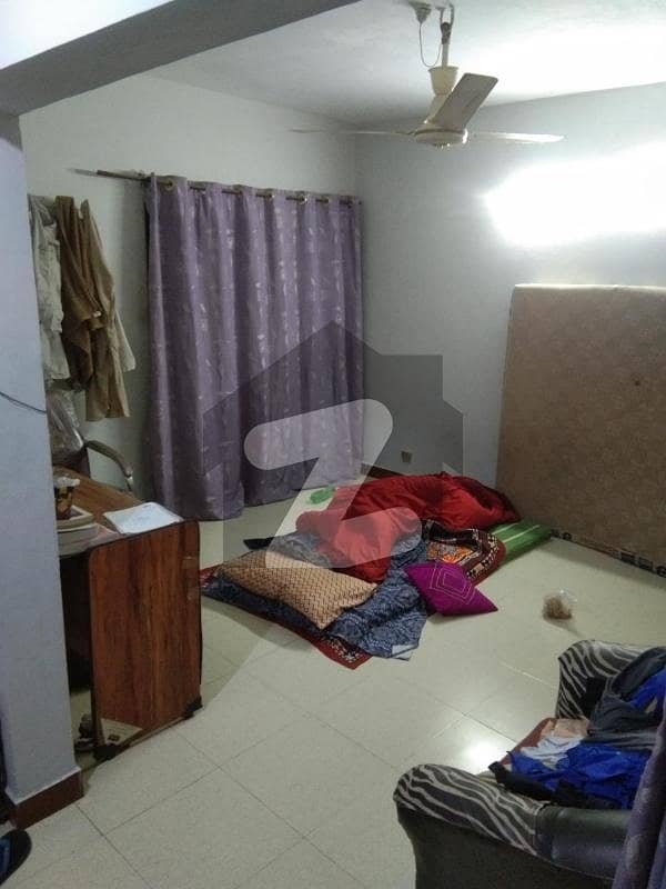 2 BED DD FLAT FOR RENT IN GULSHANEIQBAL IDEAL FOR SMALL FAMILY OR BACHELORS GulshaneIqbal
