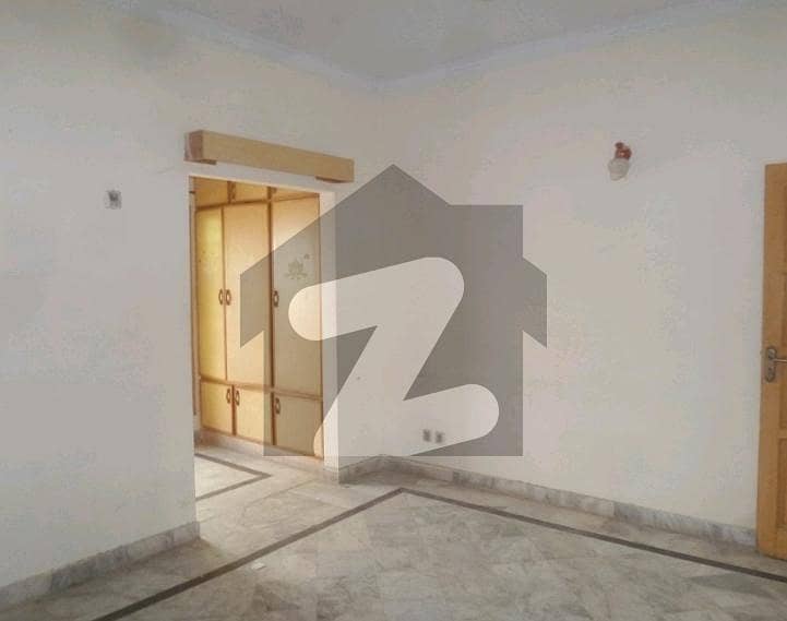 Centrally Located House Available In G10/4 For sale G10/4, G10