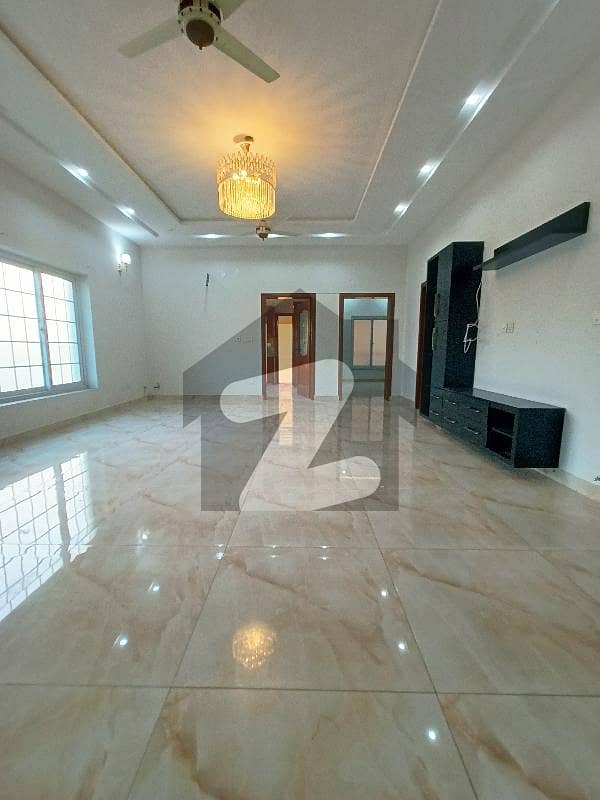 Bahria Enclave Sector C1 10 Marla House Ground Portion For Rent Bahria