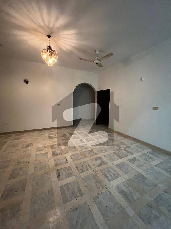 Independent 400yd double story house for rent Johar block 2 Gulistane