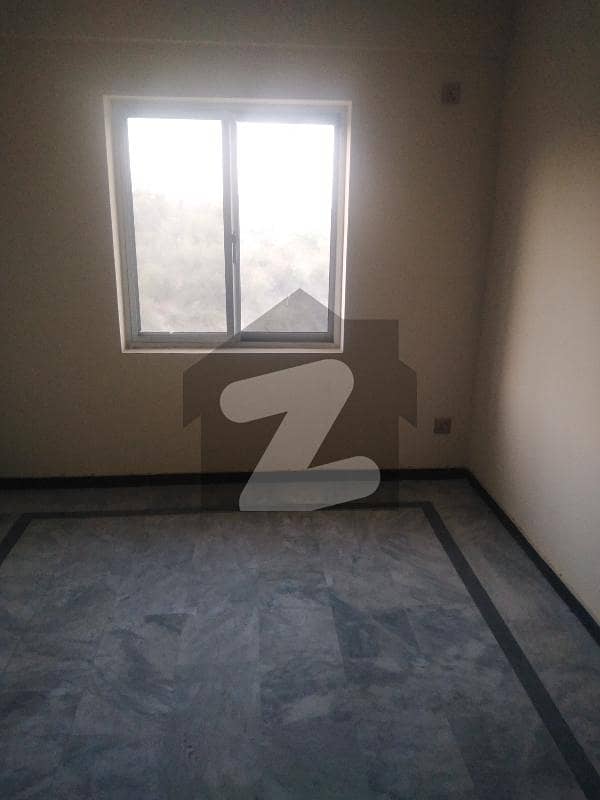 4marla 2beds Tvl Kitchen attached baths neat clean single storey house