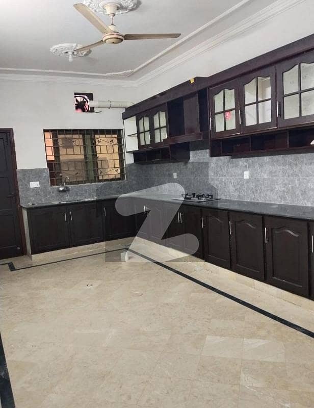 F10 upper portion available for rent in beautiful location F10