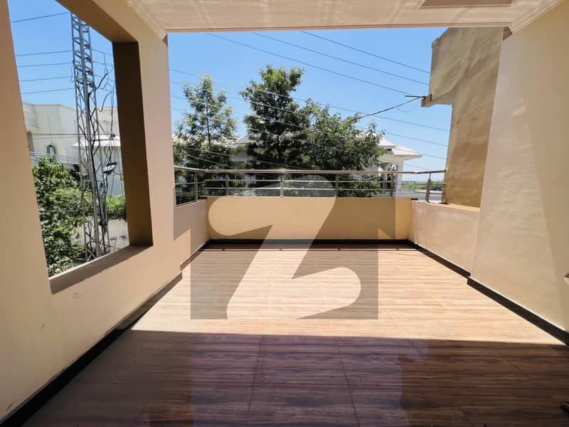 Banigala LvL Colony 9 Marla Beautiful House Lake View Lanes, Bani Gala, Islamabad ID50060599