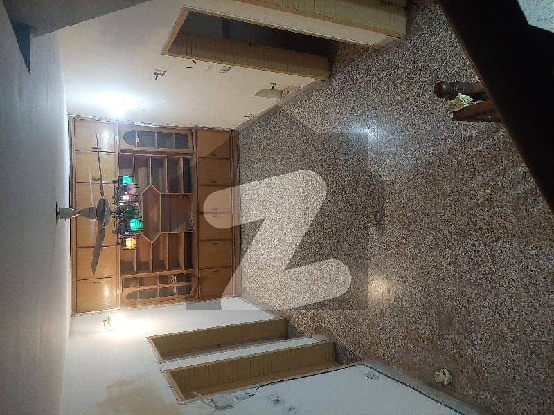 RAWAL TOWN 1ST FLOOR 3 BED D. D 9M NIH NARC. 60000 Rawal Town