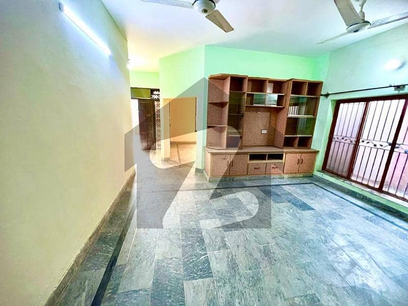 10 MARLA FULL HOUSE FOR RENT WITH GAS IN CDA APPROVED SECTOR F 17 MPCHS