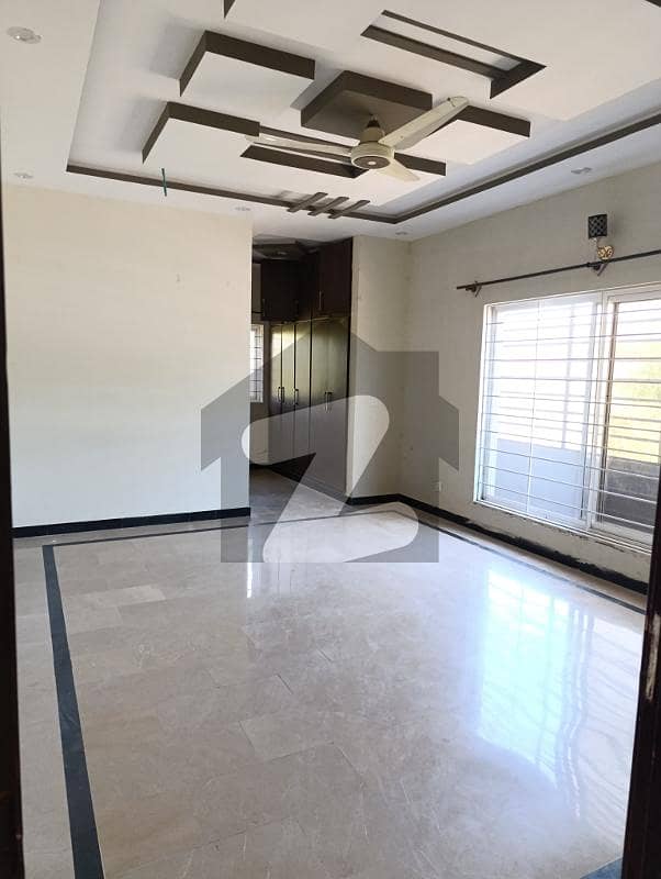 10 Marla Singe Story House for rent in Street 1 Margalla Greens
