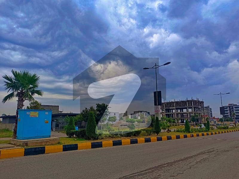 5 Marla Corner Commercial Plot Available For Sale In Mumtaz City