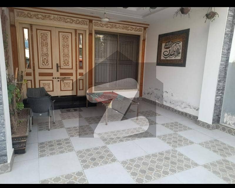 Central park 10 marla full house available for rent Central Park