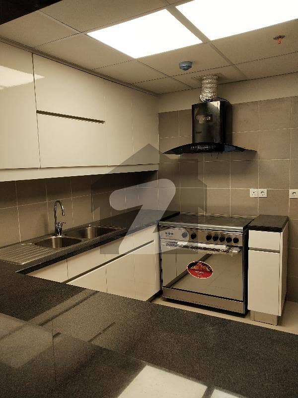 Sea Facing Panorama 2 Beds Flat For Sale Emaar Panorama, DHA Phase 8