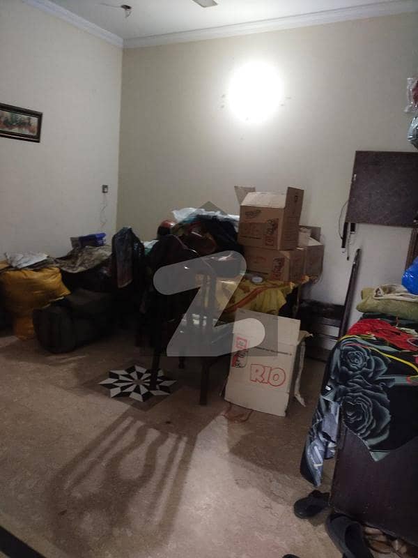 Portion For Rent In Town Ship C1 Punjab School College Road Township