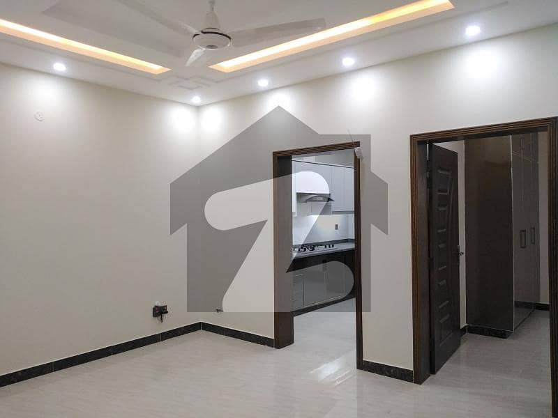 Ready To rent A House 7 Marla In Bahria Town Phase 8 Khalid Block