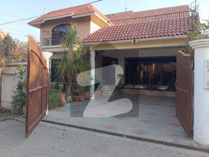 21 MARLA HOUSE FOR SALE IN CANNAL VIEW ABLOCK Canal View Block A