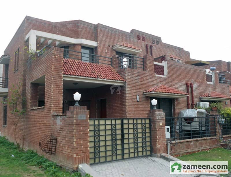 Beautiful House For Sale In Valencia Homes Valencia Homes, Valencia