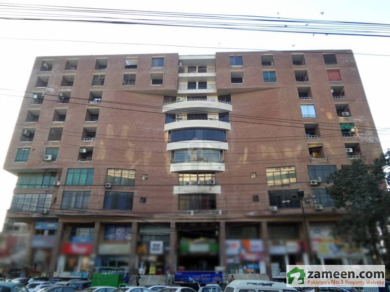 Flat Is Available For Rent Barkat Market, Garden Town, Lahore ID4655767