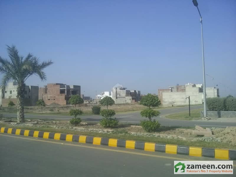 Residential Plot Available For Sale On Satiana Road Sitara Gold City