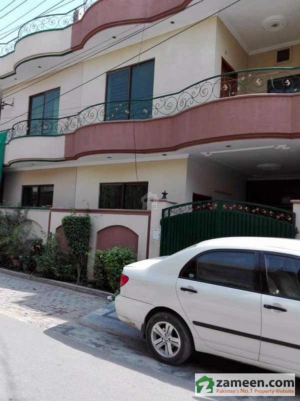 House Is Available For Sale Johar Town Phase 2 Block J2, Johar Town
