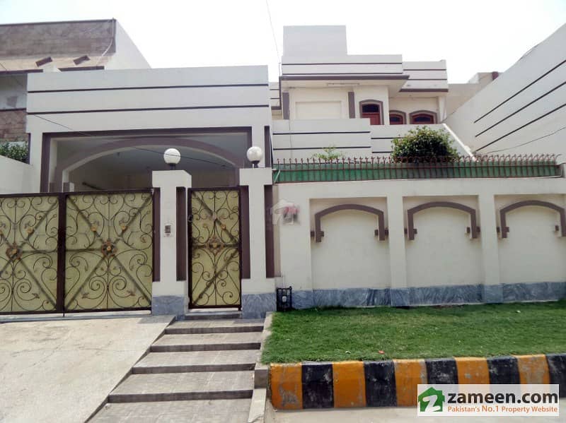 House Is Available For Sale Lasani Town, Faisalabad ID3052113