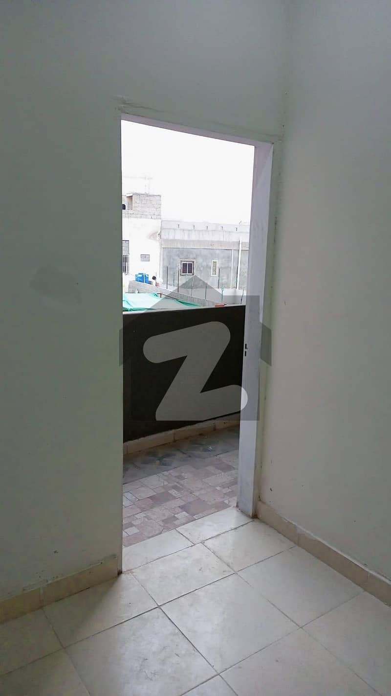 Flat for Sale Salman Farsi Azeem Pura Road Azeem Pura, Shah Faisal Town