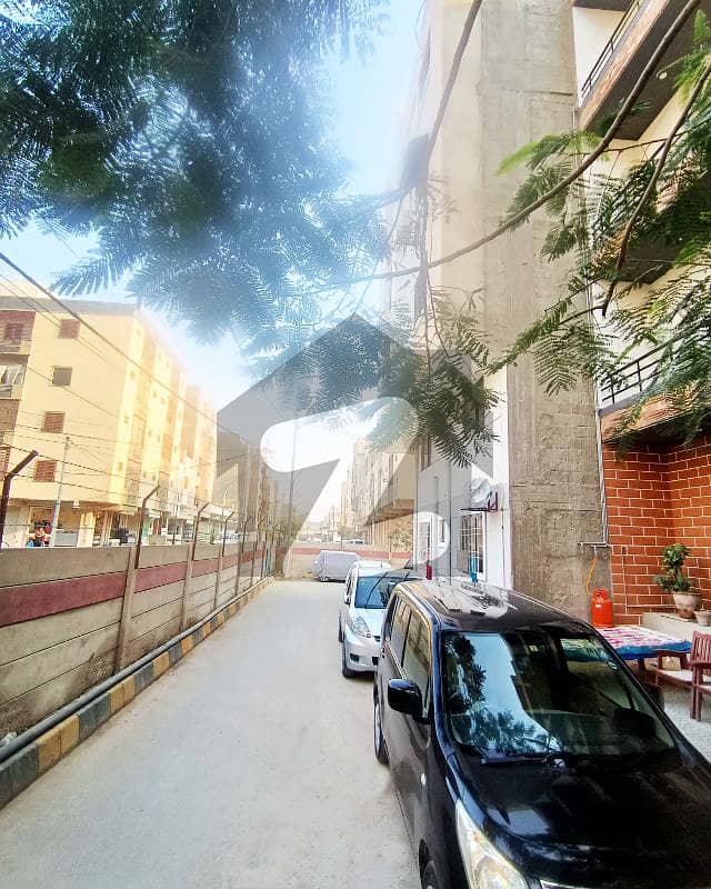 Beautiful Flat In Scheme 33, Madras Cooperative Society Direct From