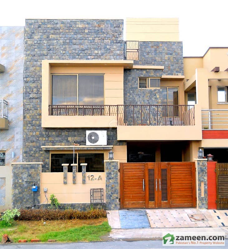 My House 5 Marla Facing Park 12 A Mounds Paragon City Barki Road Lahore