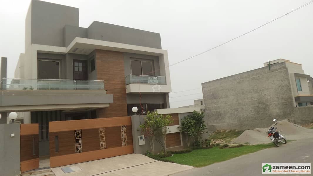 Very Beautiful 10 Marla Brand New House is Available For Sale Paragon City Orchard 1 Block