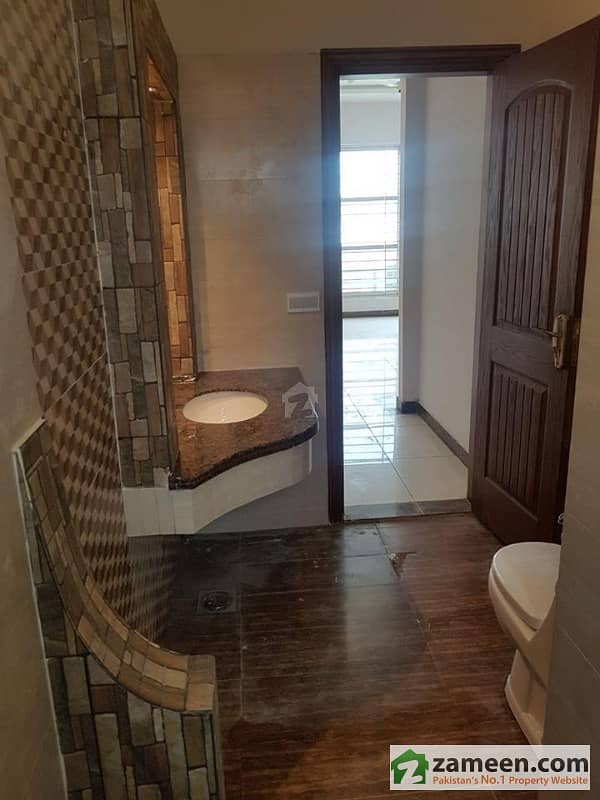 Luxury Brand New Double Storey 10 Marla House For Sale Cantt, Multan ID7730539