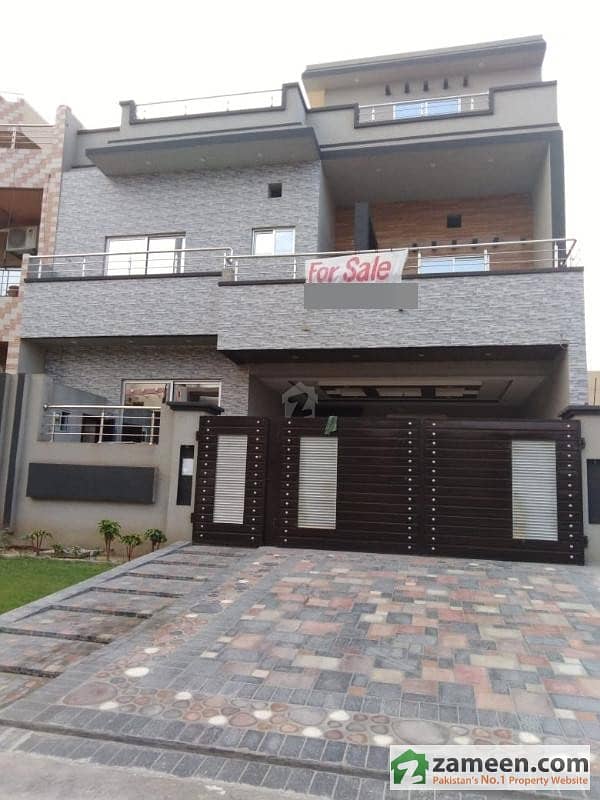 10 Marla Half Double Storey Lush House For Sale On Prime Location