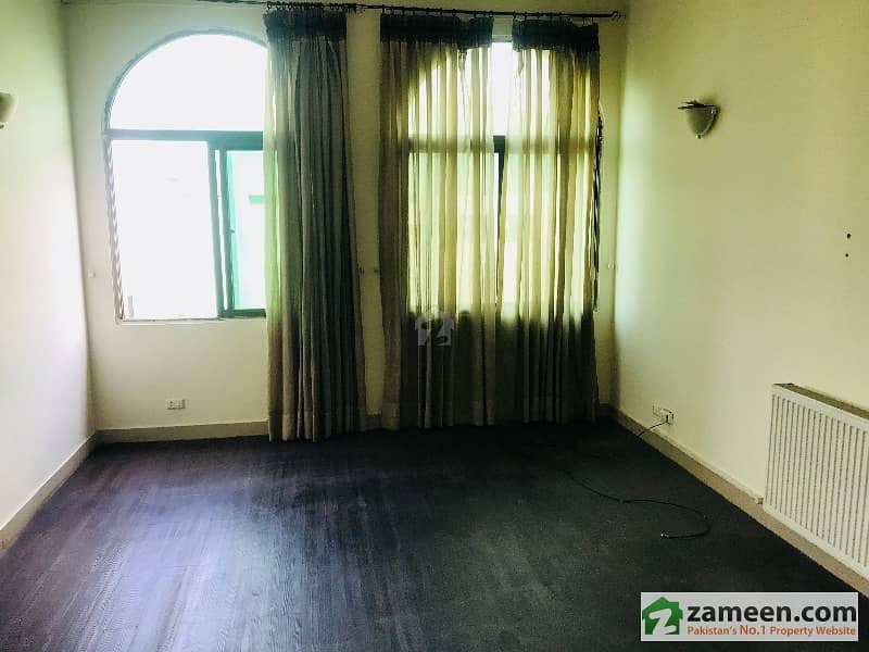 Apartment Is Available For Rent Park Avenue, F11, Islamabad ID11655201