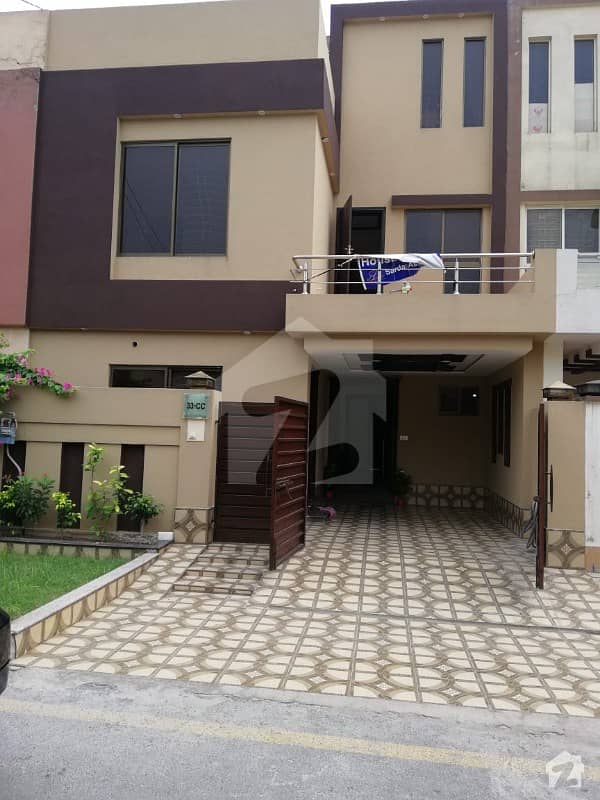5 Marla Double Story Ideal Located Beautiful House Available For Sale