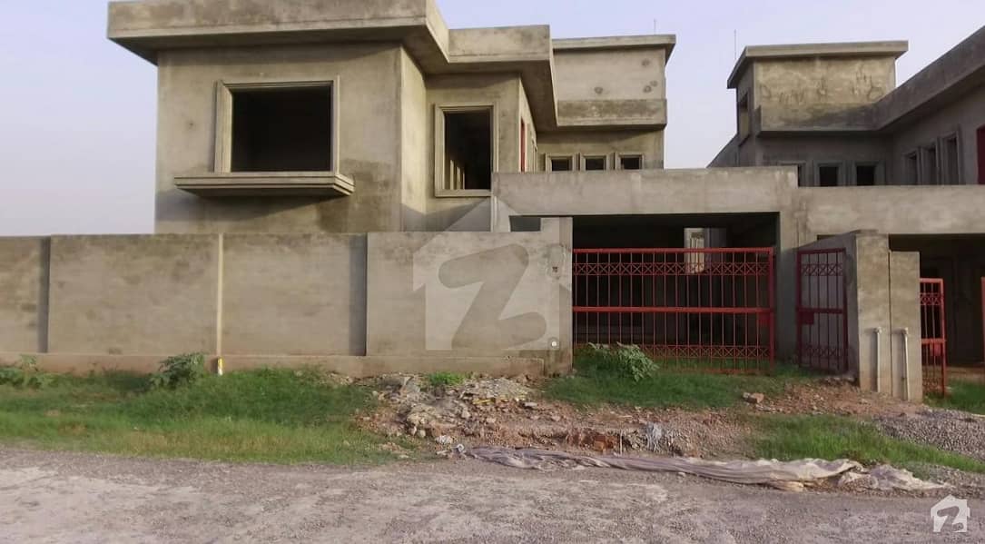 PHA Kurri Road Housing Scheme Corner House Gray Structure On Reasonable Premium کوری روڈ, اسلام