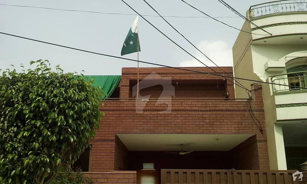 House Is Available For Sale Faisal Town Block B, Faisal Town, Lahore