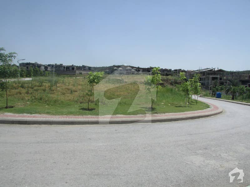 Bahria Garden City Zone 4 2 Kanal Golf View Solid Land With 4 Marla