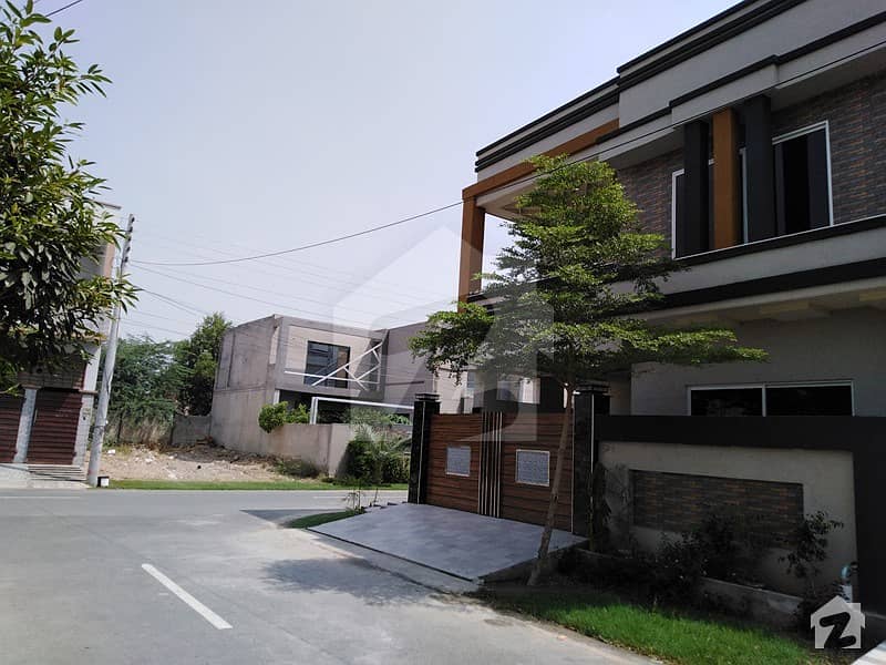 House Is Available For Sale Eden Valley, Faisalabad ID12386387
