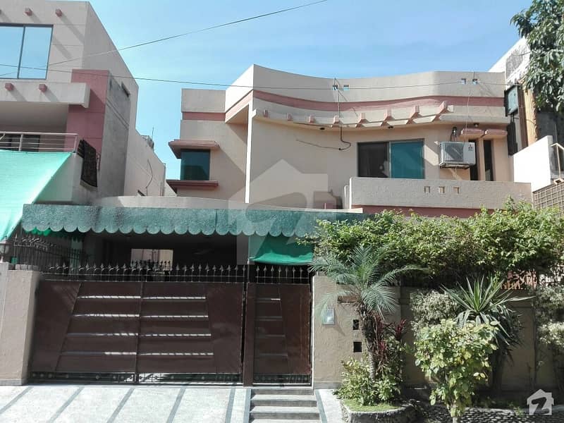House Is Available For Sale. Wapda Town, Lahore ID12459407