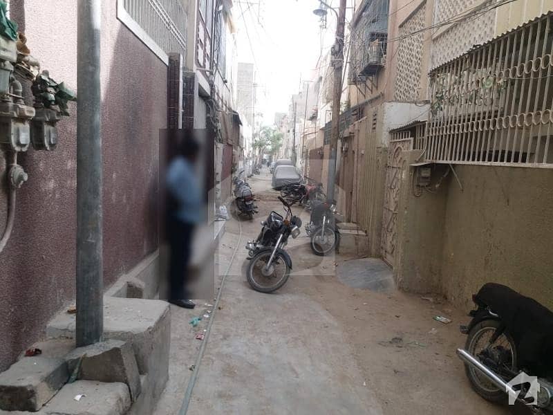 Demolish House is Available For Sale In North Karachi Sector 11B North