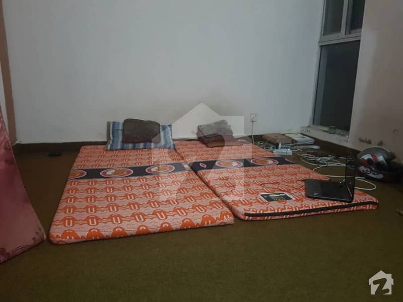 3 Bed House For Rent Neelam Block Madina Colony Allama Iqbal Town