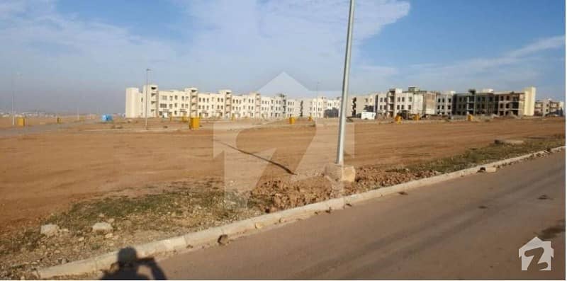 Bahria Phase 8 Rose Garden 5 Marla Plot Beautiful Location Front Back