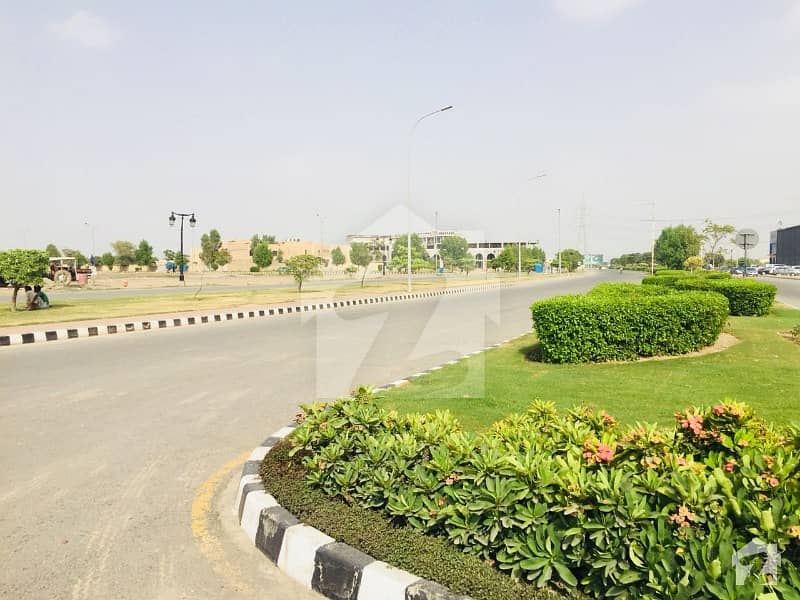 1 Kanal Plot Surrounding By Houses For Sale Lake City Sector M2