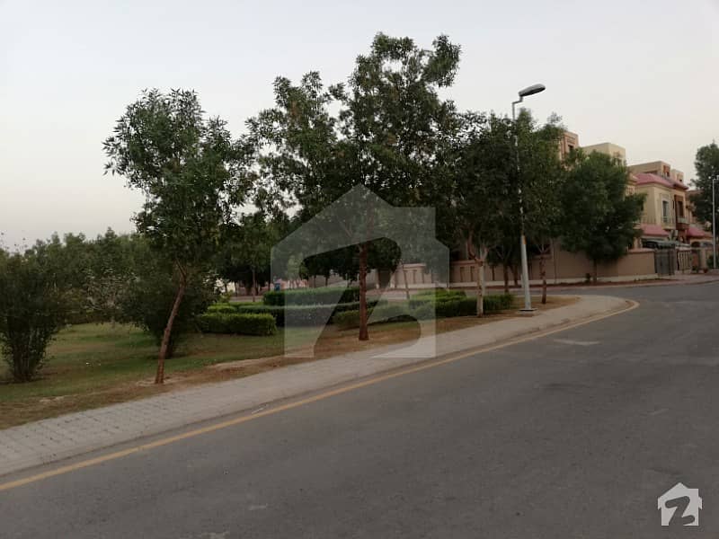 Luxury House For Rent Bahria Town, Lahore ID13123615