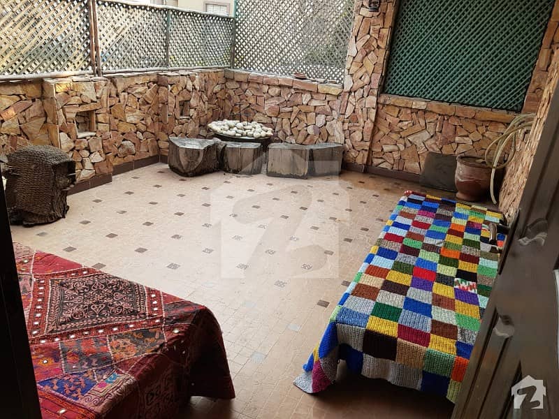 10 Marla Outstanding Bungalow Available For Sale Pace Woodlands, Bedian