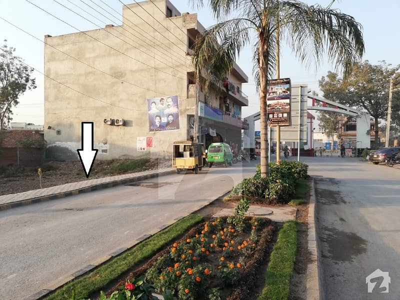 Plot 02B 16 Marla 189 Sq. Ft Main Boulevard Nearest To Main Gate Attached With MCB Bank Al