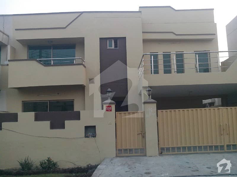 10 Marla Bed House Available For Sale In Sector E Askari 10 Askari 10
