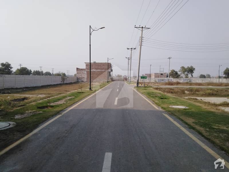House Is Available For Sale Eden Orchard, Faisalabad ID13550988