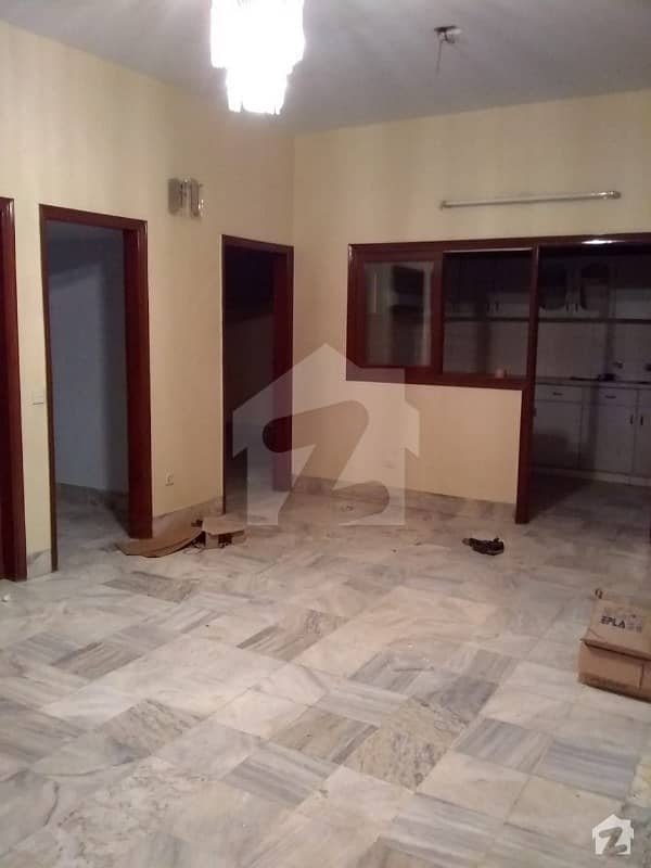 Portion For rent North Karachi Sector 11B, North Karachi, Karachi
