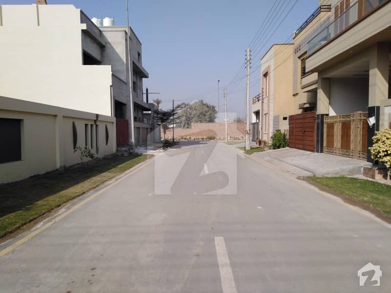 House Is Available For Sale Eden Valley, Faisalabad ID14104251
