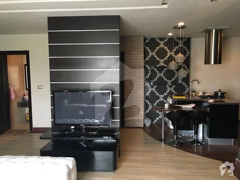 Beautiful 2 Bedrooms Fully Furnished Apartment Available For Rent In